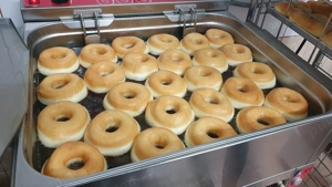 Vand prajitor profesional pentru gogosi cu dospitor MATINA, cuva 20 L - utilizat - imagine 5