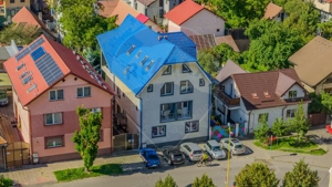 Casă / Vilă cu 14 camere de vânzare în zona Astra