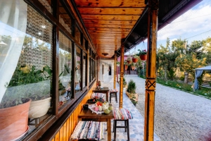 Vânzare pensiune renovată 2025 – 6 camere, Corbșori (Poenari) - imagine 6