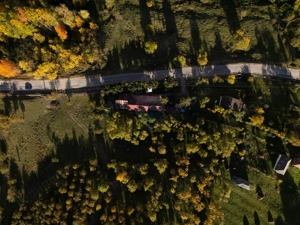 Vânzare pensiune renovată 2025 – 6 camere, Corbșori (Poenari) - imagine 2