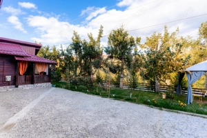 Vânzare pensiune renovată 2025 – 6 camere, Corbșori (Poenari) - imagine 19