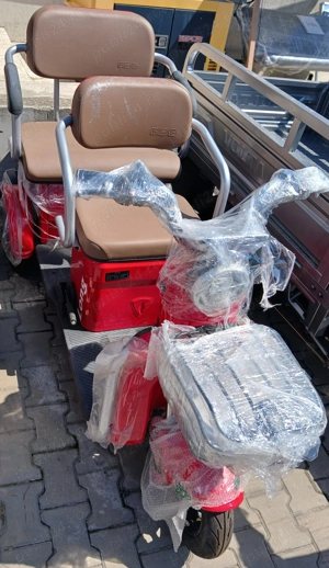 Vând Triciclu electric Nou !