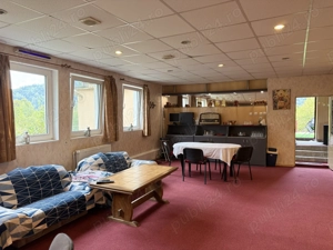 Vila cu sala de evenimente, la 10 km de statiunea de ski STRAJA!!! - imagine 8