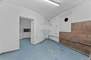 Spațiu comercial de inchiriat cu acces stradal in zona ultracentrala - imagine 9