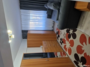 Închiriez garsoniera confort 1