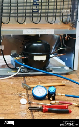 Reparații frigidere Montaj și service aer condiționat  - imagine 4