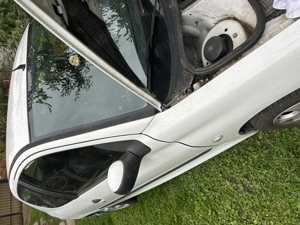 Dezmembrez Peugeot 206 anul 2008