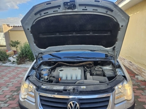 Vând VW Touran, 5 locuri - imagine 2