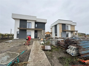 Vila P+1 de vanzare in Focsani - Nord 4 dormitoare, 3 bai , 166.000 euro