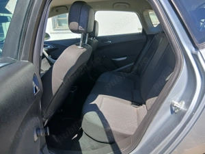 Opel Astra J 2012 - imagine 7