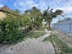 Casa de locuit de vanzare - imagine 3