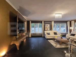 Vile  cu piscina exclusivista de vanzare in zona  Grand Hotel Italia - imagine 6