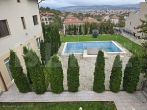 Vile  cu piscina exclusivista de vanzare in zona  Grand Hotel Italia - imagine 8