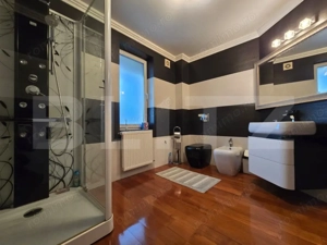 Vile  cu piscina exclusivista de vanzare in zona  Grand Hotel Italia - imagine 17