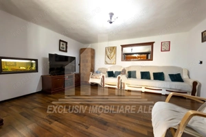 Casa de vanzare cu 2000mp de teren in Ciugud - imagine 2