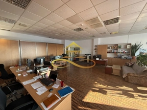 Spatiu de vanzare in Bacau cladirea 30 AVN