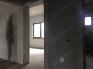 Vând casă la gri cu vedere panoramică la Lacul Fundeni - imagine 2