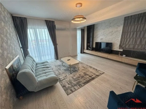 Penthouse 100 mp, mobilat  bloc nou, ultracentral, comision 0%