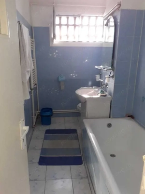 Centru, Str 9 Mai - Precista, Apartament cu 3 camere semidecomandat - imagine 4