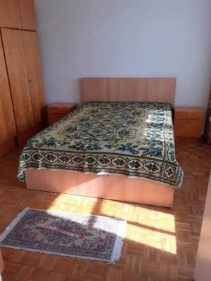 Centru, Str 9 Mai - Precista, Apartament cu 3 camere semidecomandat - imagine 3