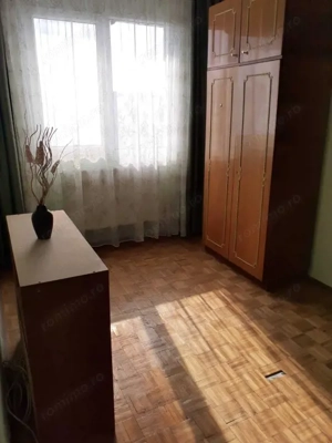 Centru, Str 9 Mai - Precista, Apartament cu 3 camere semidecomandat - imagine 7
