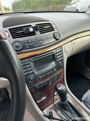 Vand Mercedes E 220  - imagine 4