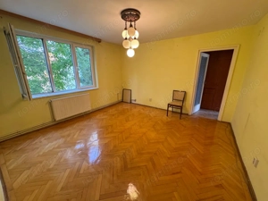 Disponibil imediat. Etaj 2. Garaj in curtea interioara. 400 m de Opera