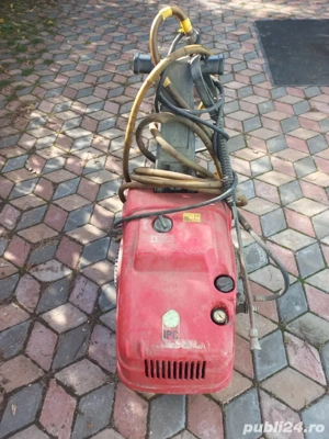 Vînd aparat spalat cu presiune