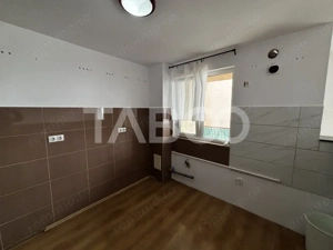 Apartament la prima afisare 82 mp 3 camere doua balcoane Zona Rahovei - imagine 6