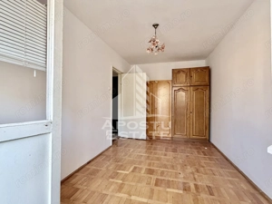 Apartament trei camere decomandat etaj intermediar - imagine 9