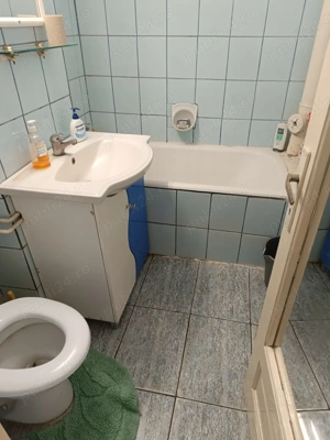 Închiriez garsoniera, Arad ,zona Micalaca - imagine 4 Închiriez garsoniera, Arad ,zona Micalaca - imagine 4