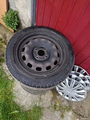 De vanzare set roti de vara jante de otel/tabla cu capace si anvelope 195 50 15  - imagine 2