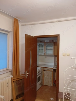 Titan, Piata 1 Decembrie 1918, str. Postavarul - imagine 5