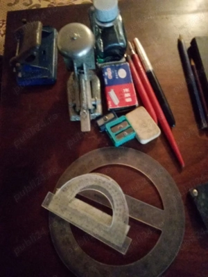 Perforator, capsator si alte rechizite vintage