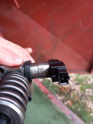 Injectoare continental vw pasat B6,motor bma