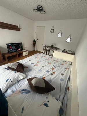 Apartatament in regim hotelier,recent renovat,clima,loc de parcare - imagine 5 Apartatament in regim hotelier,recent renovat,clima,loc de parcare - imagine 5