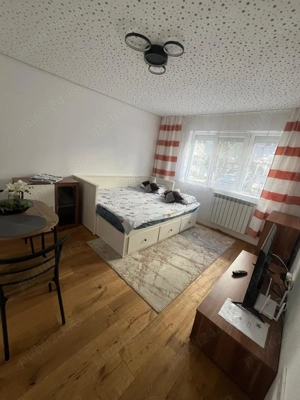 Regim hotelier sau cu ora ziua Uta,Clima,Loc de parcare ,Recent Renovat