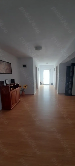 Vand casa in Bran in apropierea partiei de ski cu vedere spre Mtii Piatra Craiului si Bucegi - imagine 8