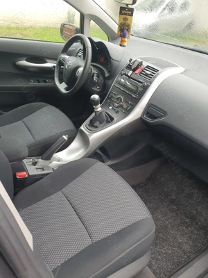 Toyota auris - imagine 4 Toyota auris - imagine 4