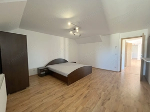 Apartament 4 camere, deosebit – mansardă spațioasa - imagine 19