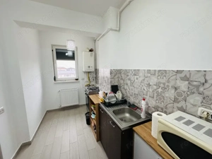 Garsonieră superbă 32,7 mp, mobilată și utilată, et 7/8 Tineretului-Chiajna - imagine 4