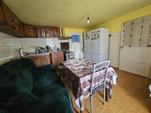 Casă  4 camere cu 2 intrări, garaj și teren 1751mp– Cobadin - imagine 7 Casă  4 camere cu 2 intrări, garaj și teren 1751mp– Cobadin - imagine 7