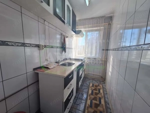 Apartament 2 camere | Balcon, zona Milcov - imagine 5