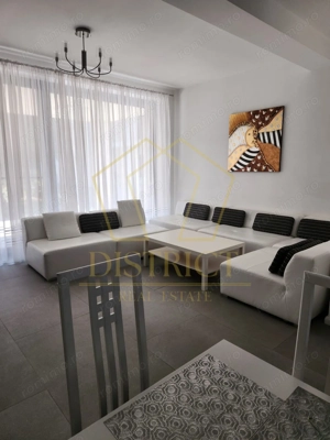 Vila deosebita cu 4 camere  |  Zona Lipovei