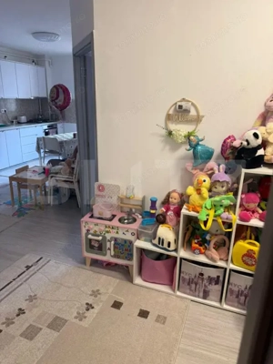 Apartament cu 3 camere, parter inalt, zona Florilor, cu parcare inclusa - imagine 5