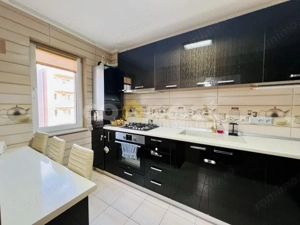 Apartament de închiriat | 3 camere, 2 băi, parcare subterană | Florești - Teilor