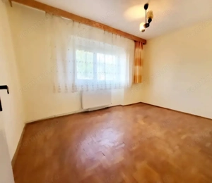Apartament 2 camere decomandate, etaj 1, la doi pași de centru - imagine 2