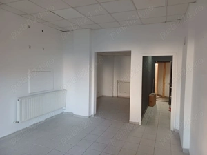 Spatiu de inchiriat comercial - imagine 2 Spatiu de inchiriat comercial - imagine 2