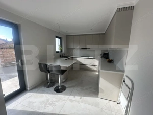 Casa 9 camere, 330 mp, 400 mp teren, zona Semicentrală - imagine 5