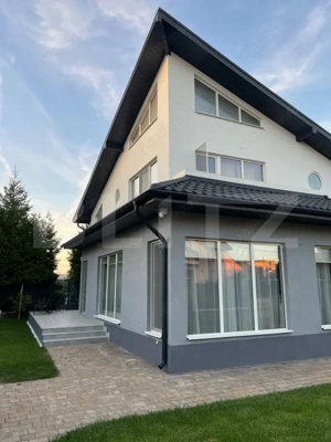 CASA MODERNA ZONA 7 NOIEMBRIE - imagine 2